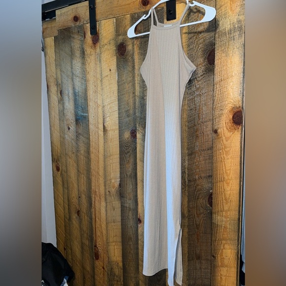 Gorgeous midi dress - Picture 1 of 1